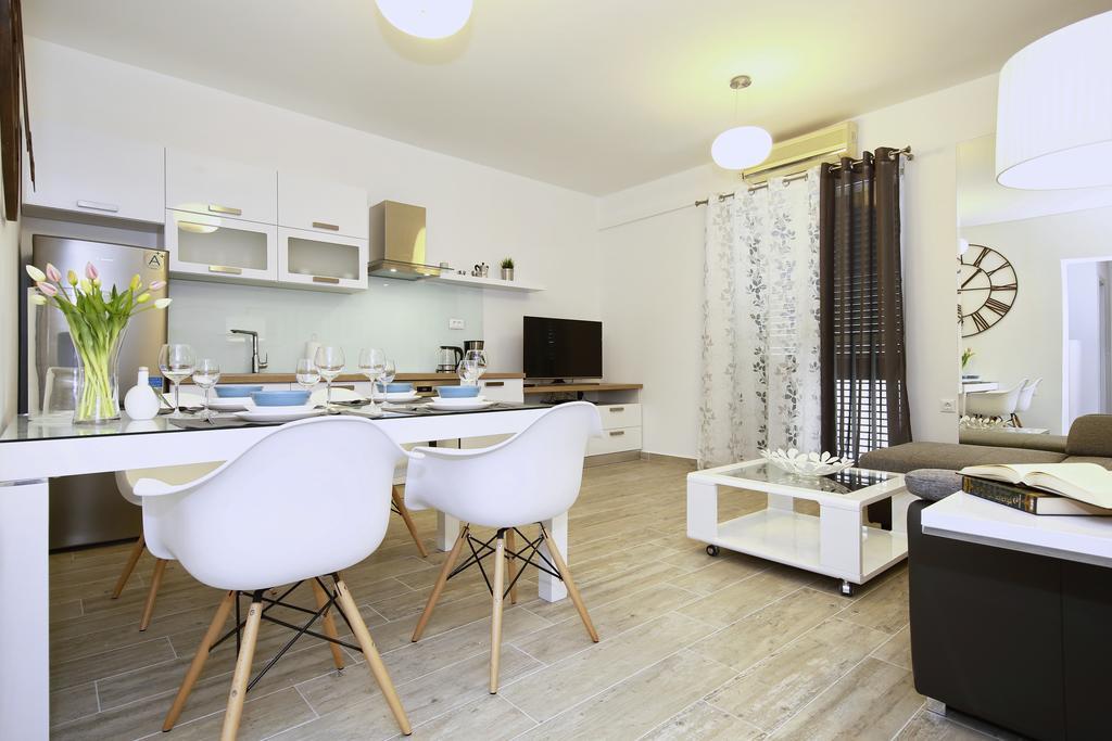 First Floor Zadar Apartment Esterno foto